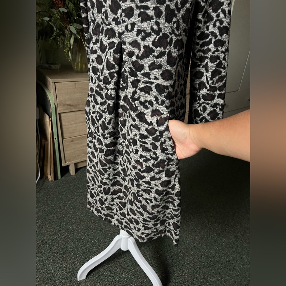 TYLER BOE Leopard Print Knit Cowl Neck Turtleneck Mini Midi Shift Sweater Dress - Picture 11 of 16